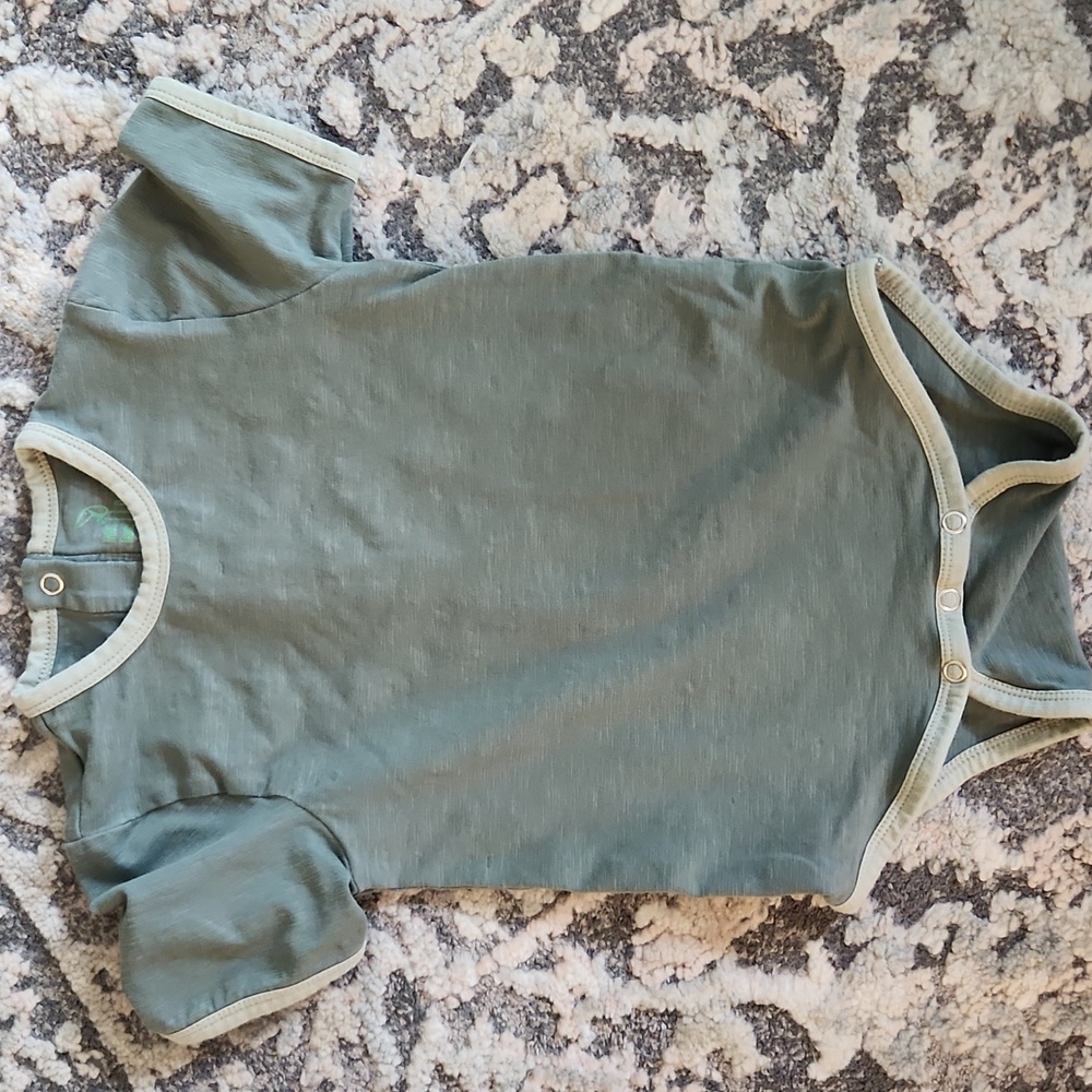 Little Liam For Kate Quinn Green Kids Bodysuit